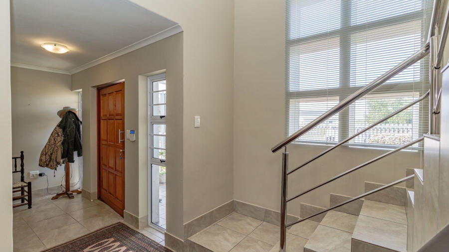 3 Bedroom Property for Sale in Perlemoenbaai Western Cape